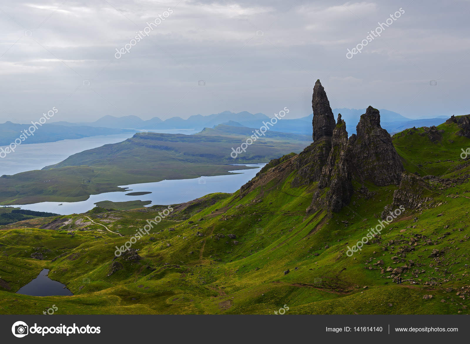 фейри глен, шотландия. гебридские острова шотландия. Highland europe. склон. исландия норвегия скондена.
