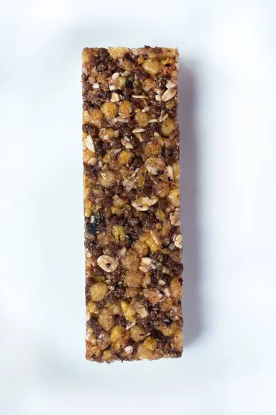 Een Granola Bar Geïsoleerd Een Witte Achtergrond — Stockfoto