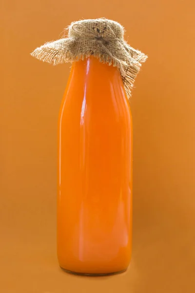 Botella Jugo Calabaza Zanahoria Naranja Primer Plano — Foto de Stock