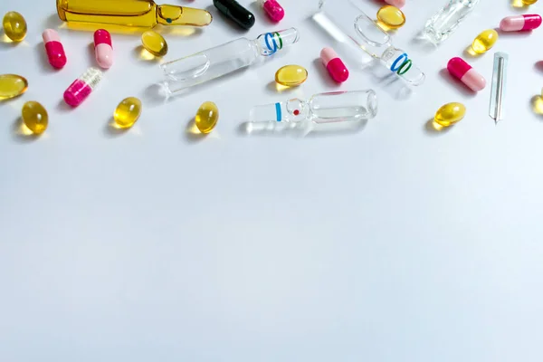 Medetsyn Φόντο Λευκό Φάρμακο Χάπια Apmul Για Ενέσεις Αντιγραφή Χώρου — Φωτογραφία Αρχείου