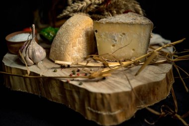 Peynirli sebzeli büyük parçaları 