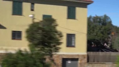 Dağdan Barselona şehrinin panoramik görüntüsü