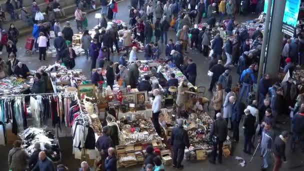 Multidão de pessoas no mercado — Vídeo de Stock