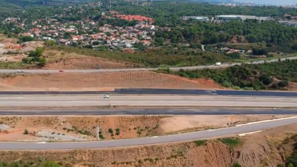 Drone vista panorâmica de uma construção de junção grande estrada — Vídeo de Stock