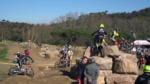 Vista panorâmica do motocross para competições de motocross — Vídeo de Stock