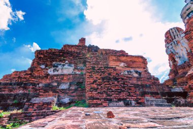 Tarihi Ayutthaya kentinde yıkılan yapılar