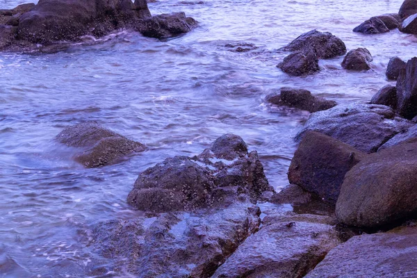 Une Crique Isolée Près Rawaii Dans Province Phuket Thaïlande — Photo