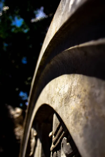 Groot Boeddha Monument en gronden door Yaman Mutart — Stockfoto