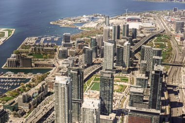 Toronto şehir merkezi ve liman hava manzarası