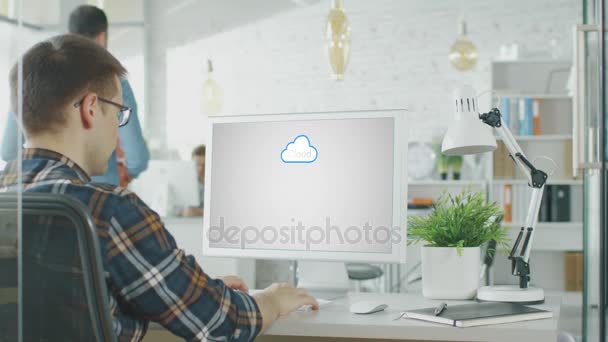 In the Office Software Engineer Working on Cloud Solutions. — Stock Video