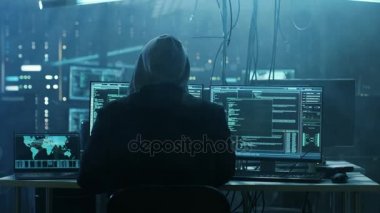 Tehlikeli kukuletalı Hacker hükümet veri sunucuları keser ve bir virüs ile onların sistemi bozar. Onun saklanma yerine karanlık atmosfer, birden çok ekran, kabloları her yerde vardır.