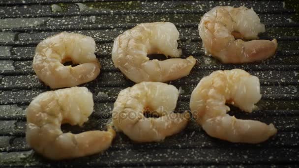 Shrimps Contractions in Hot Oil on Frying Pan — Stock Video