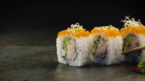 Enni Sushi, japán étterem. Közeli kép:. — Stock videók