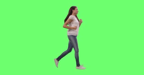 Convient aux jeunes filles portant des vêtements décontractés fonctionnant sur un écran vert maquillé .