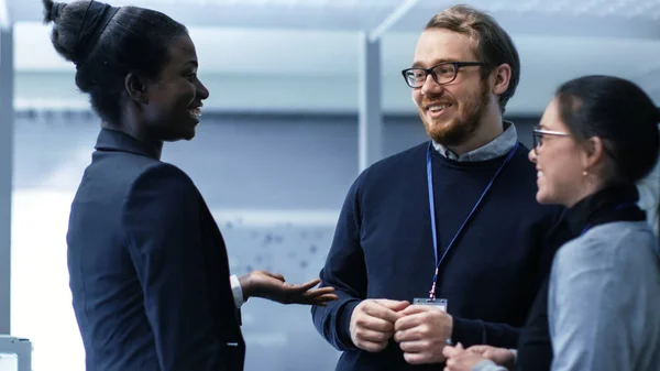 Multi Ethnic Team of Male and Female Leading Scientists Discussi — Stock Photo, Image