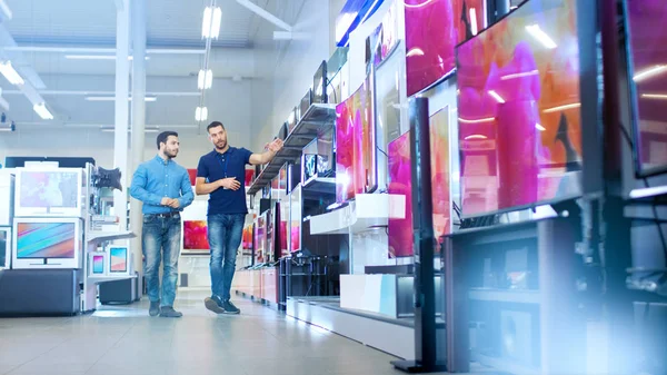 Elektronik mağazasında profesyonel danışman en son 4 k gösterir.