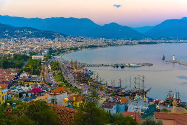 Alanya'nın şehir ve liman görünüm