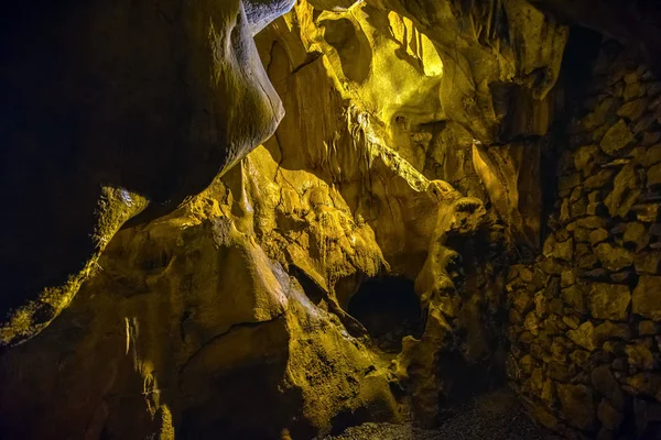 Widok z jaskini Dim — Zdjęcie stockowe