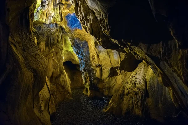 Vista de la Cueva de Dim Imágenes de stock libres de derechos