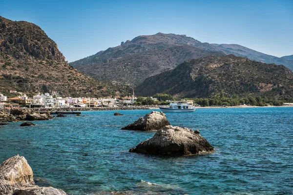 Rocky coastline of Paleochora town at western part of Crete island, Greece — Stock Photo, Image