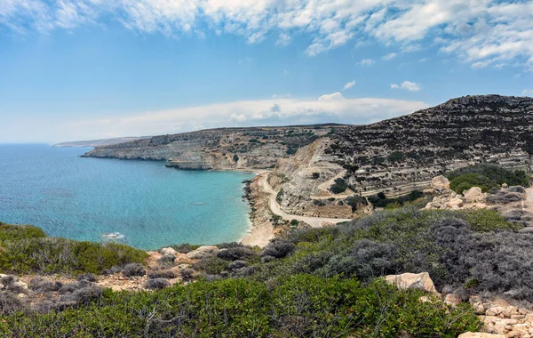 Krajina ostrova Kréta s krásnou lagunu a zelené hory — Stock fotografie