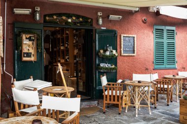  Dış İtalyan café'de sahil Portofino şehir, Liguria, İtalya