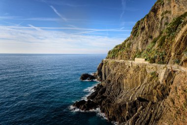 Seaside, Cinque Terre Milli Parkı ile uçurumun kıyısındaki