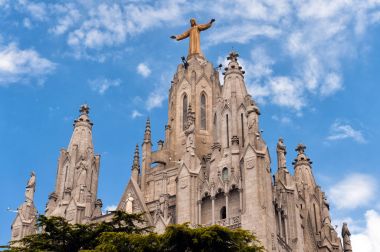Tapınağı kutsal kalp, İsa'nın (Expiatori del Sagrat Cor) Barcelona, Catalonia, İspanya Tibidabo Dağı'nda.