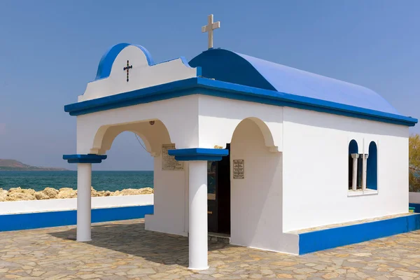 White church in traditional Greek colors on Rhodes island, Greece — Stock Photo, Image