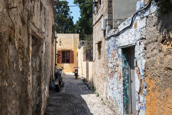 Eski dar sokak, Rodos'un şehir Rhodes island, Yunanistan