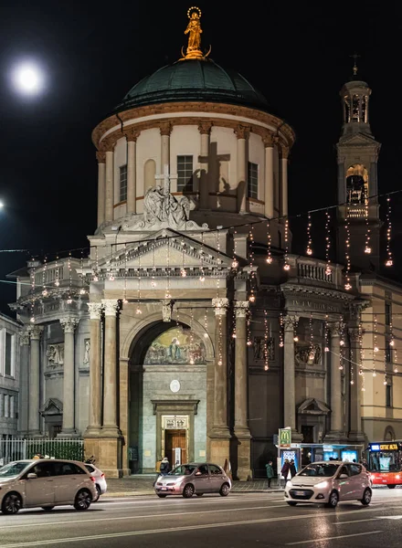Bergamos Dezember 2017 Nachtstraße Der Bergamos Stadt Mit Weihnachtsbeleuchtung Und — Stockfoto