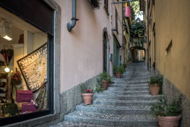 Como Gölü, İtalya Bellagio şehrin dar sokak