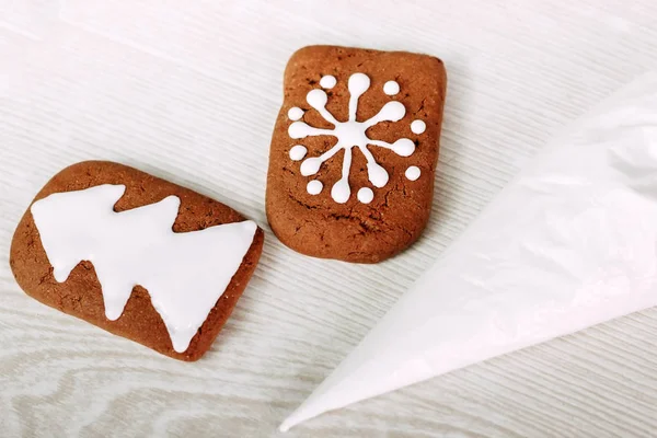 Galletas Jengibre Navidad Pintadas Con Azúcar Glaseado — Foto de Stock