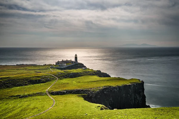 Nester Punkt Leuchtturm auf der Insel Skye in Schottland — Stockfoto