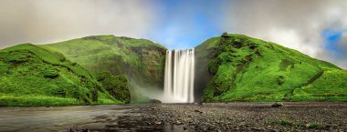 Skogafoss şelale panorama Güney İzlanda