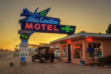 Tarihi mavi Swallow Motel Tucumcari'deki, New Mexico
