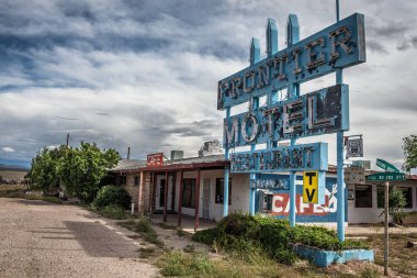 Abandoned Frontier Motel on historic route 66 in Arizona clipart