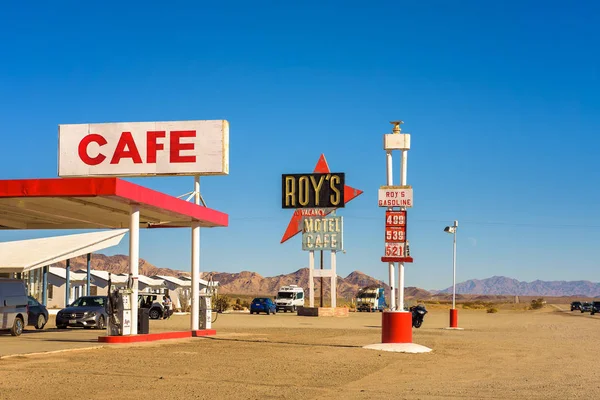 Roys motel ve Cafe tarihi Route 66 — Stok fotoğraf