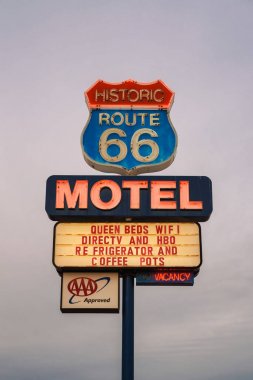 Neon motel işareti tarihi Route 66