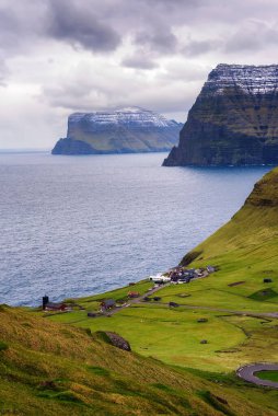 Danimarka 'nın Faroe Adaları' ndaki Kalsoy adasındaki Trol Köyü