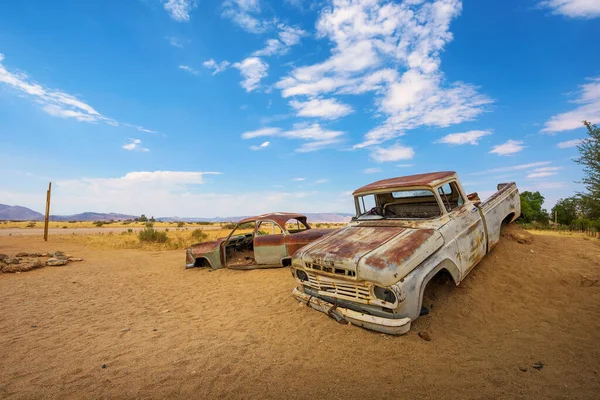 Abandoned car wrecks in Solitaire located in the Namib Desert of Namibia — Stock Photo, Image