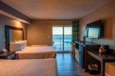 Florida 'daki Boardwalk Oteli' nin içindeki otel odası.