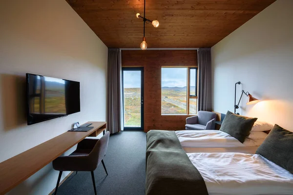 Interieur van een kamer in Fosshotel Myvatn gelegen aan de Ring Road in IJsland — Stockfoto