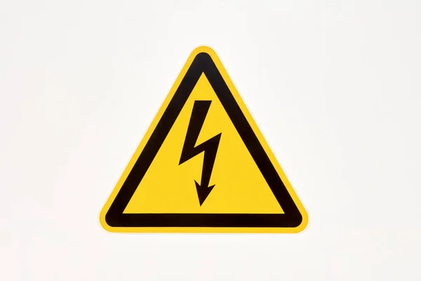 Danger Signe Électricité Haute Tension Étiquette Triangulaire Jaune Avec Fermeture — Photo