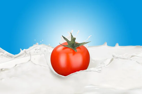 Fresh Tomato With Milk Splash — Stock Photo, Image