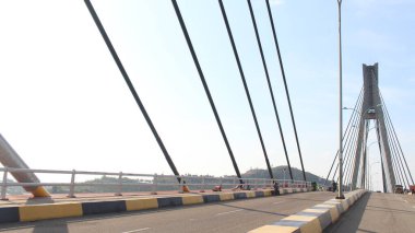 Barelang Köprüsü, Riau Adaları 'nın simgesel simgesidir.