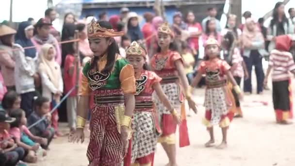 Traditionell Javanesisk Dans Vid Namn Jathilan — Stockvideo