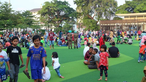 Bandung Platz Ist Sehr Voll — Stockfoto