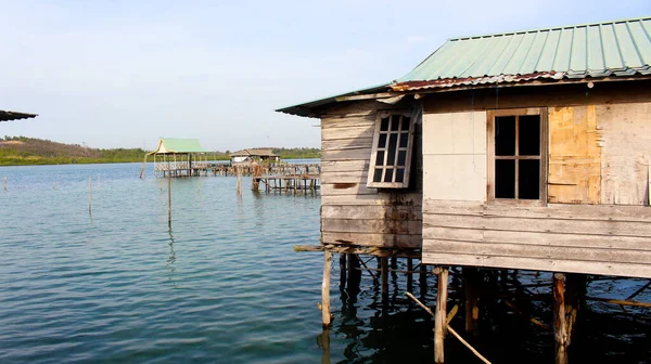 Moradias Tradicionais Indonésia Construídas Sobre Água Mar — Fotografia de Stock