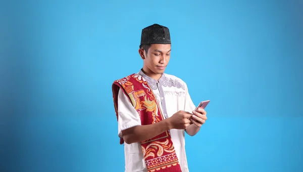 Seorang Pria Panggilan Video Dengan Keluarga Ramadhan — Stok Foto